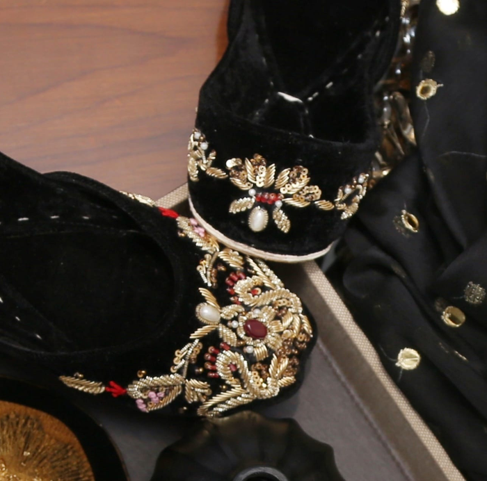 Bridal Khussa for Women | Wedding & Partywear Khussas