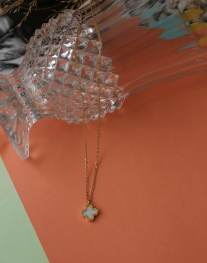 Clover Neckalce