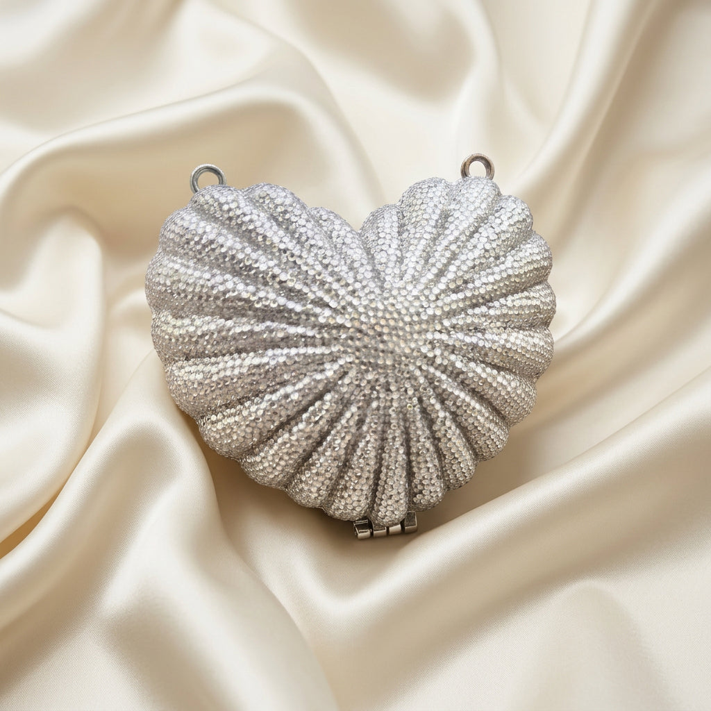 Amour Crystal 🤍 Clutch(Silver)