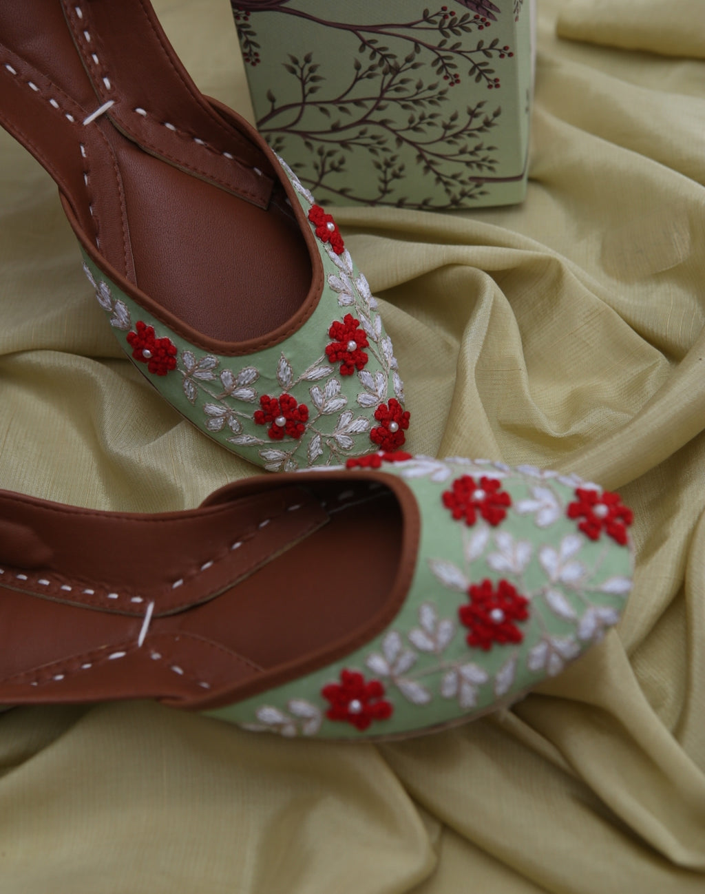 fancy khussa online, handmade khussa