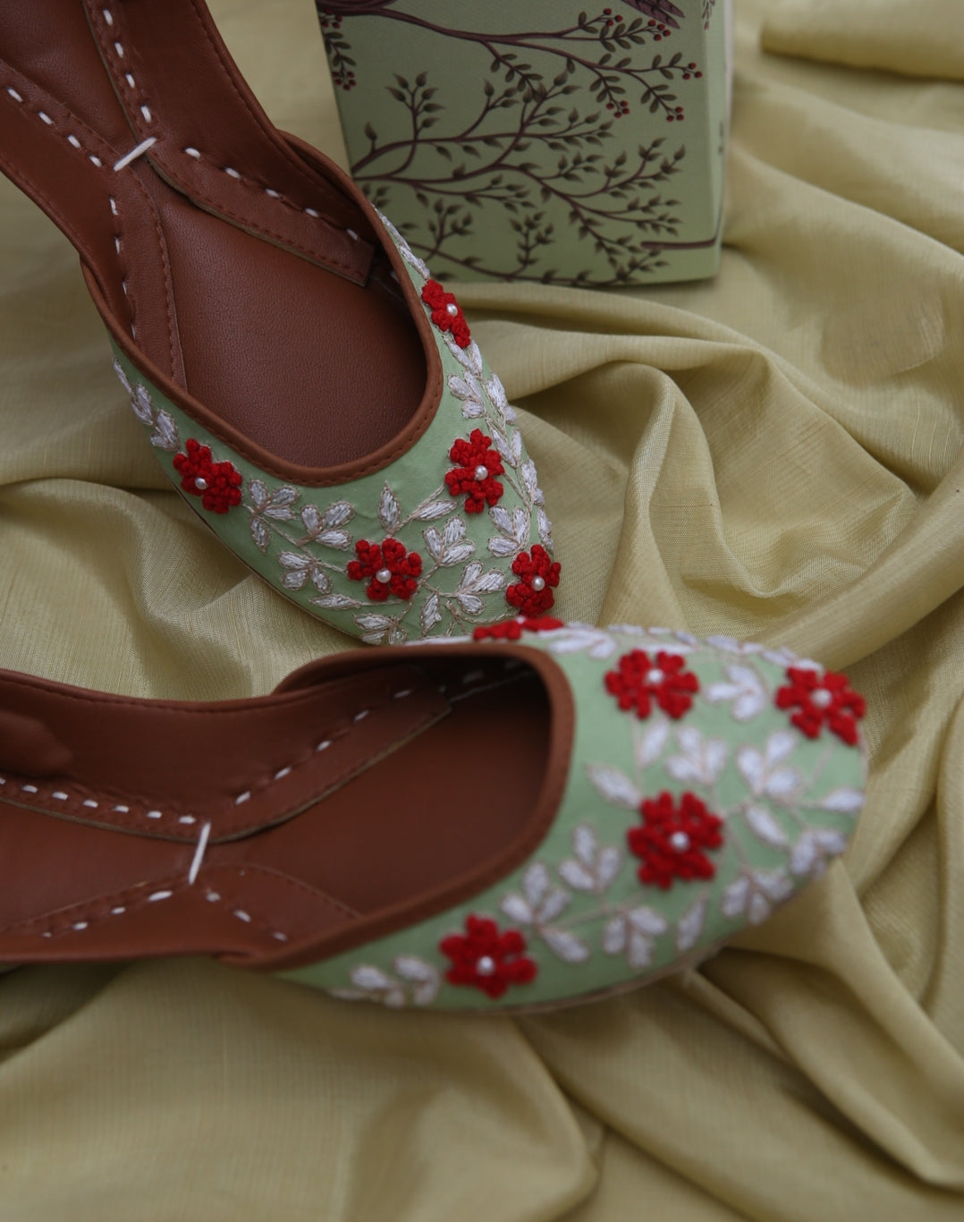 fancy khussa online, handmade khussa