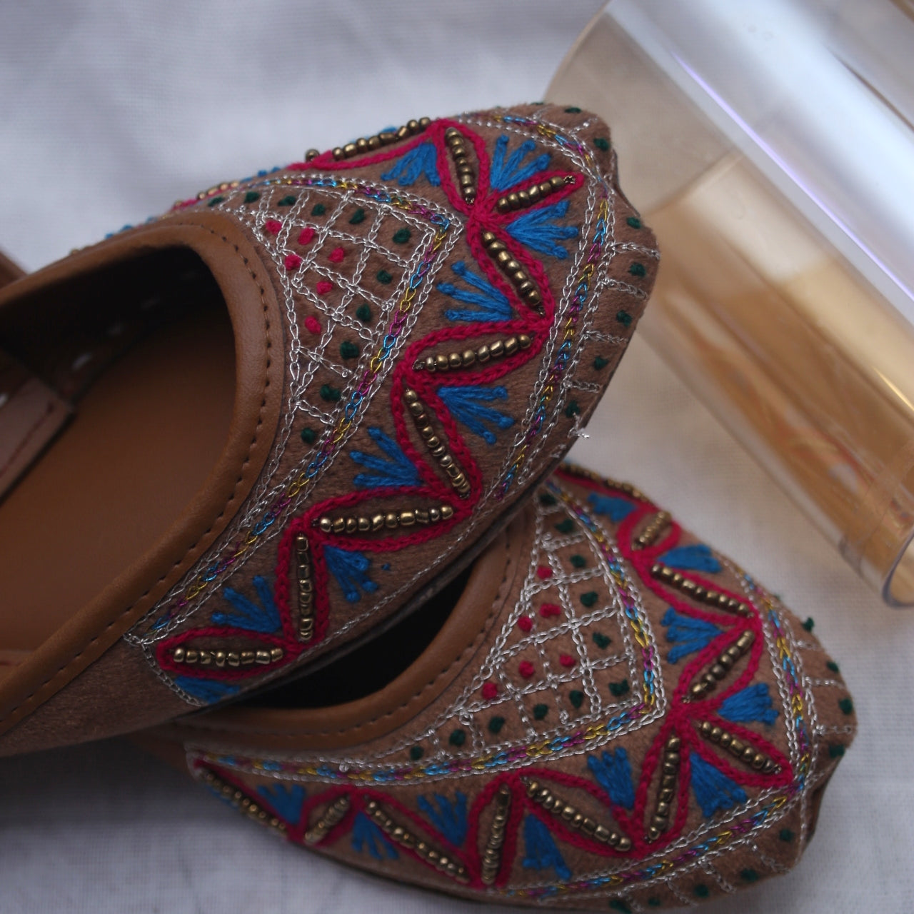 Mumtaz (Brown)