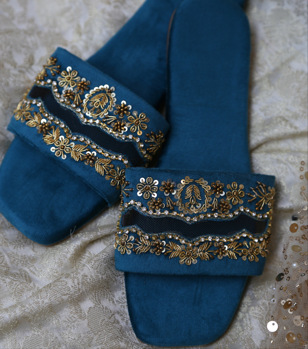 Zarreen Sliders(Teal)