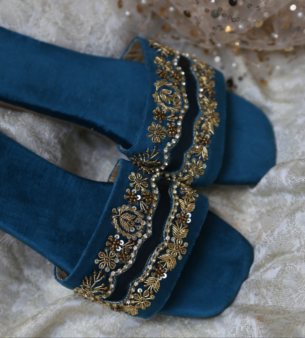 Zarreen Sliders(Teal)