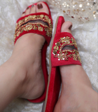 Zarreen Sliders(Red)