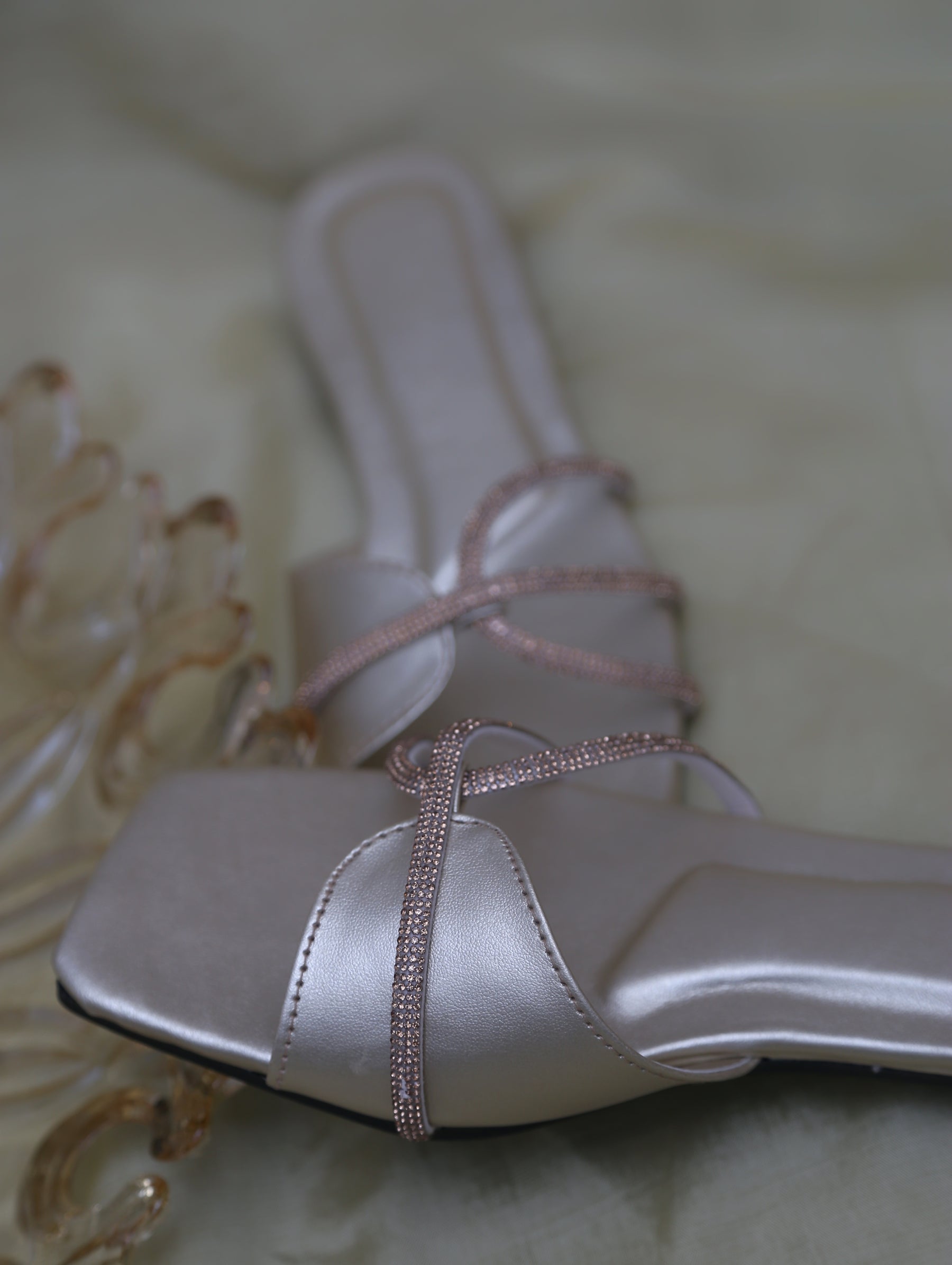 Blingy Slides (Golden)