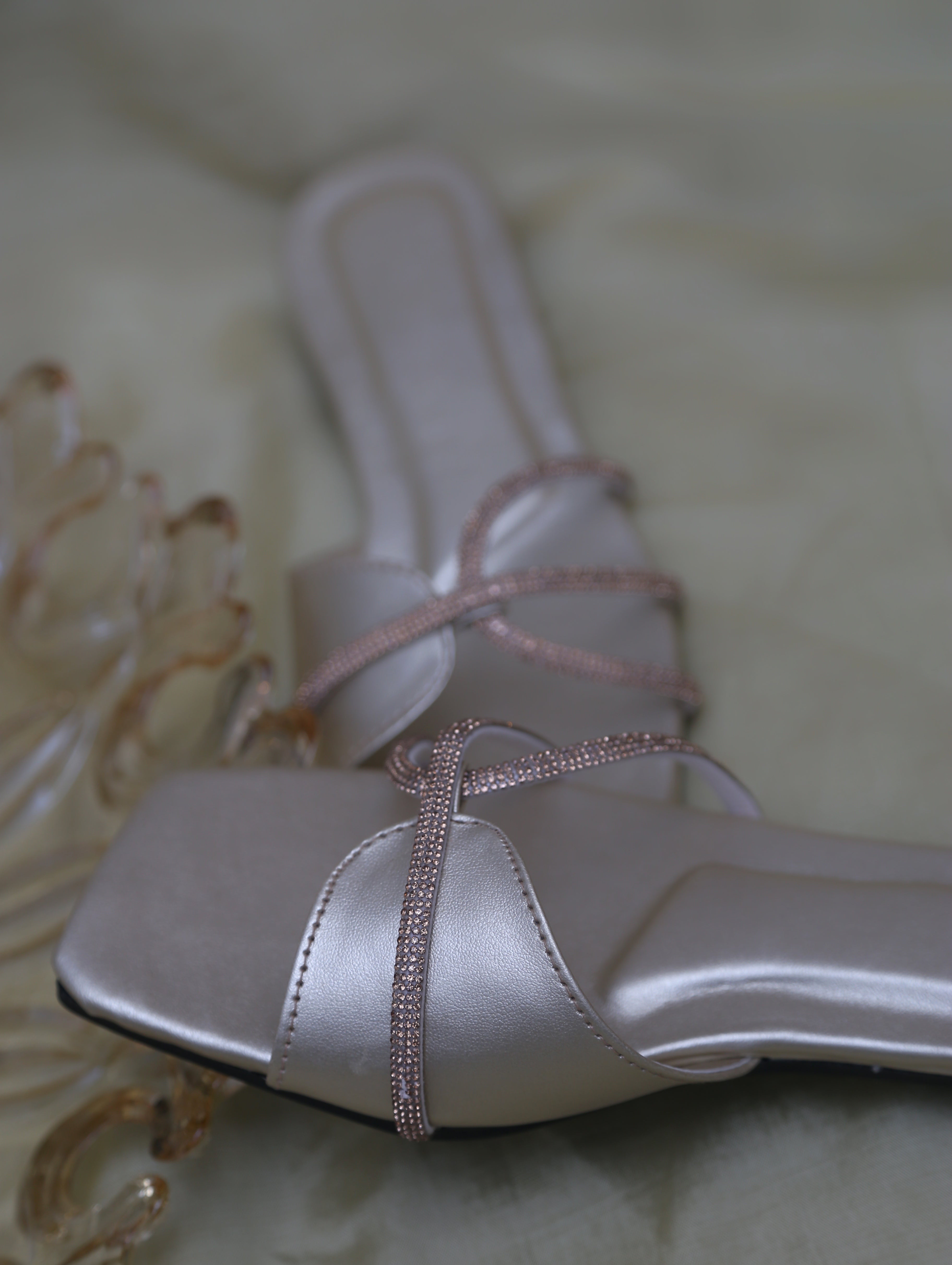 Blingy Slides (Golden)