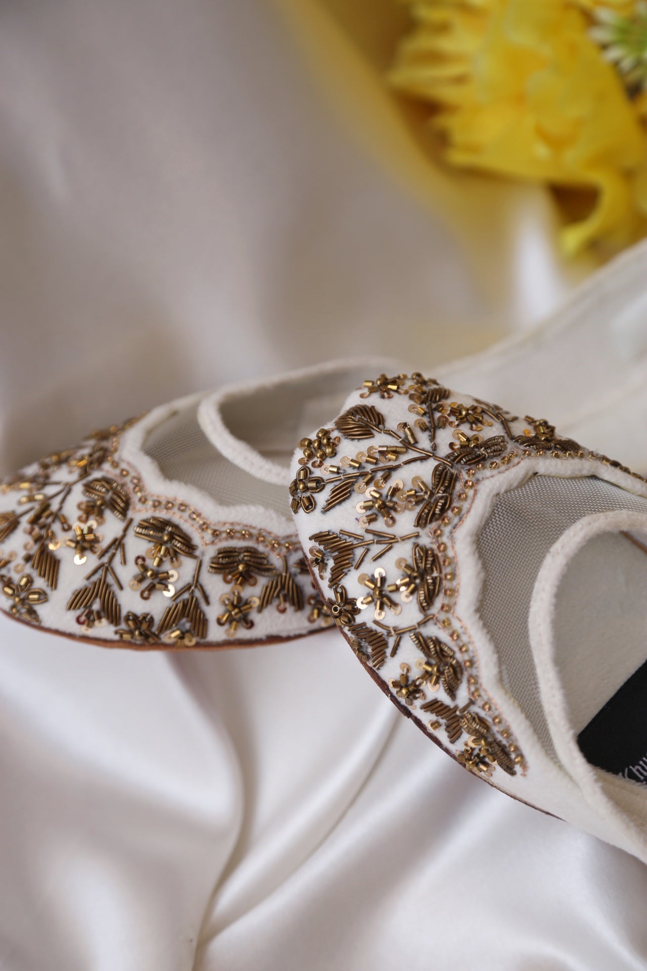 Rano (White)