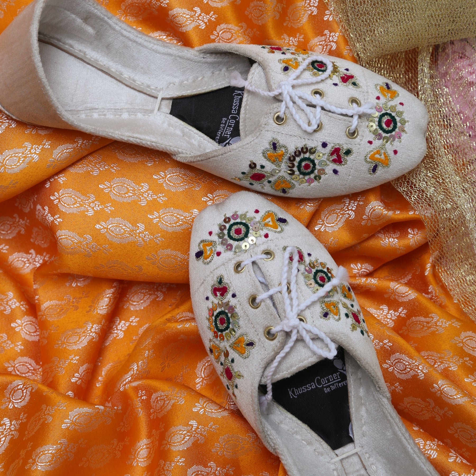 Brogues White
