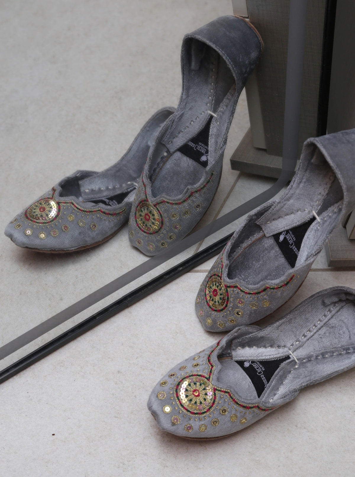 Shehnai (Grey)