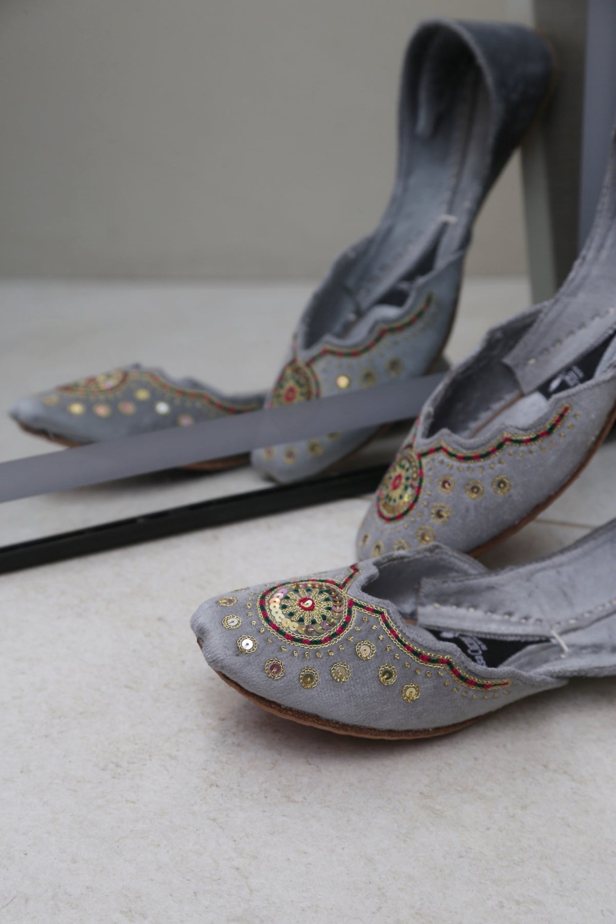 Shehnai (Grey)