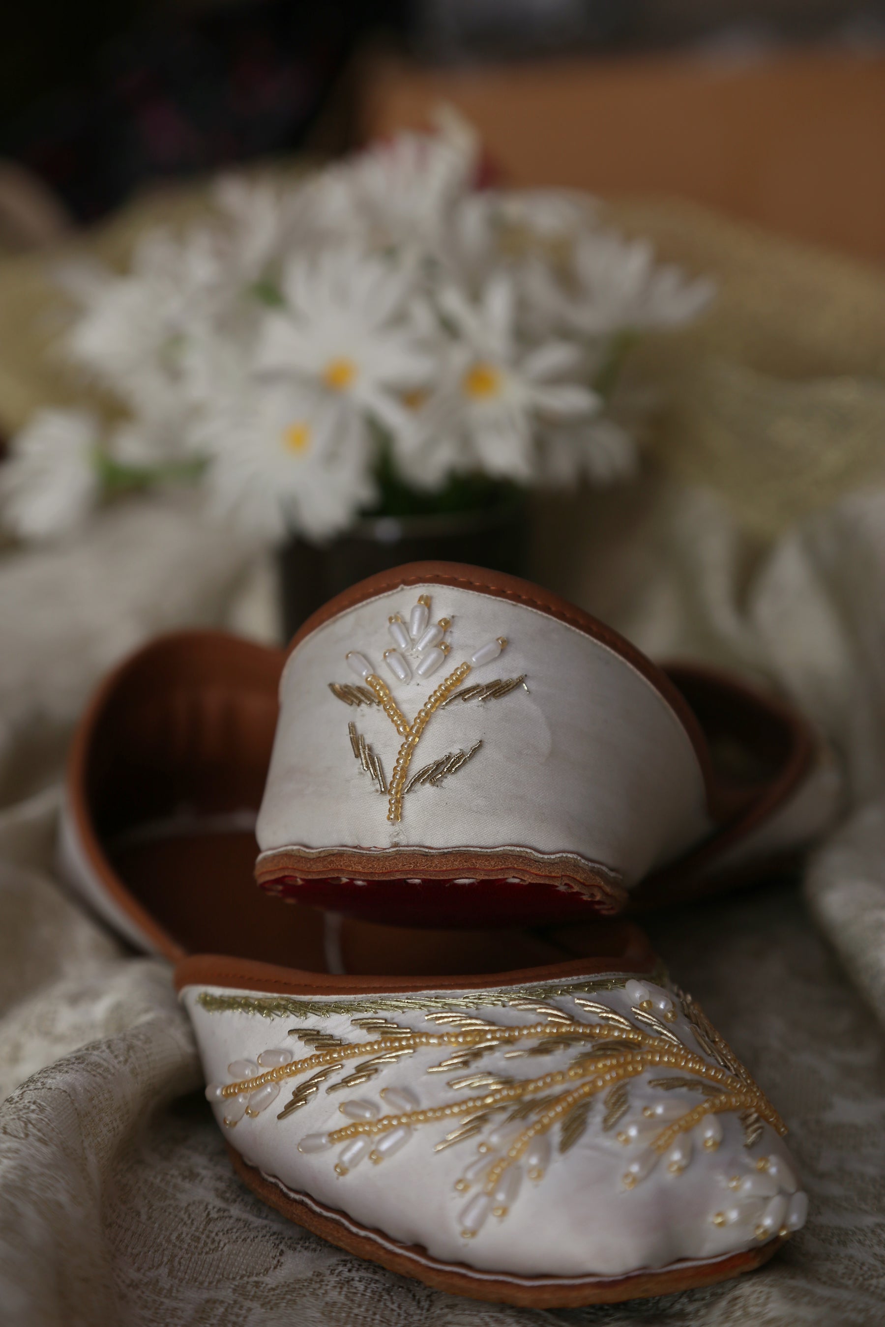 Aab-e-Gul Khussa (White)