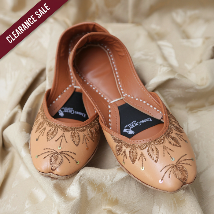 DilBano (Camel Brown)