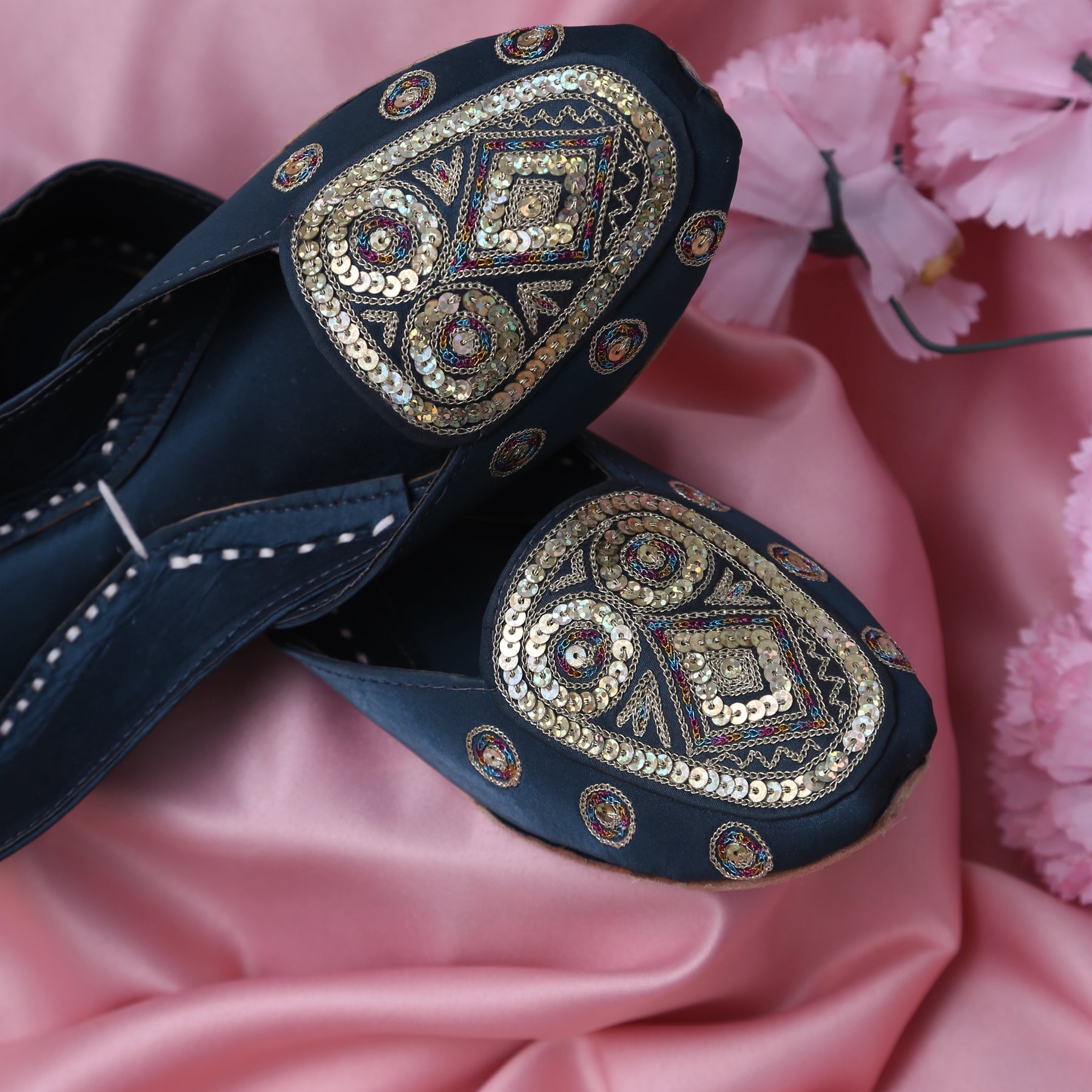 Saba Loafer (Zinc)