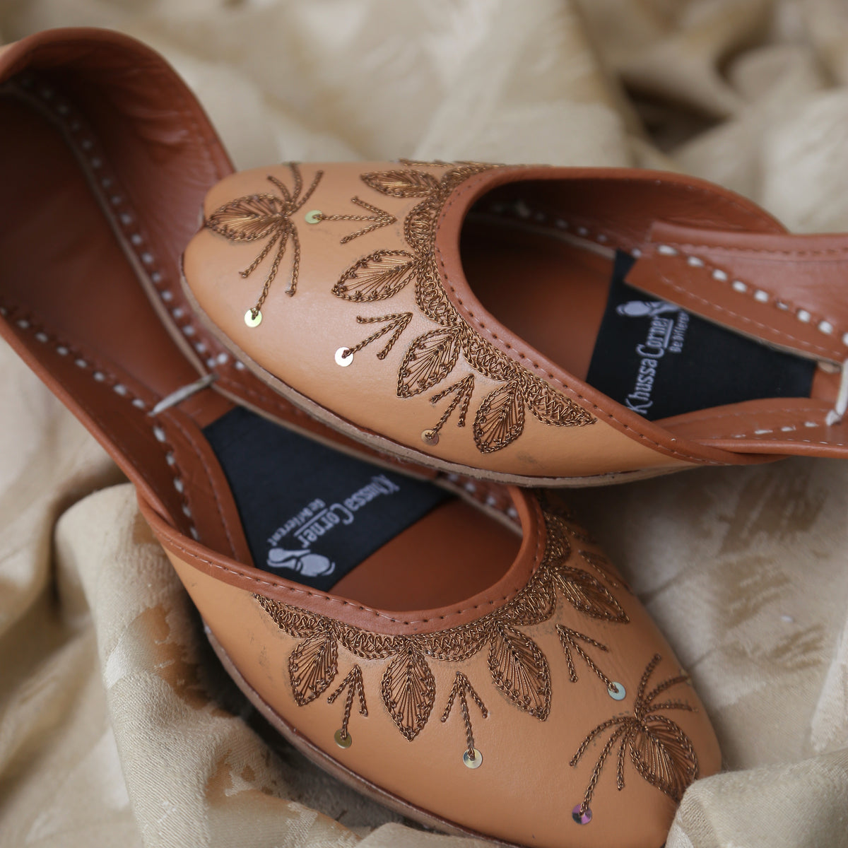 DilBano (Camel Brown)