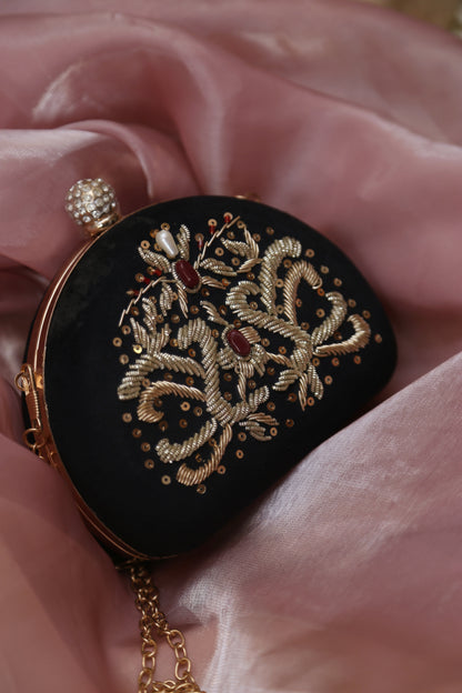 Shahtaj (Only Clutch)