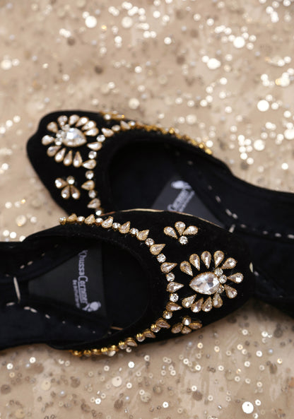 Absaara (Black)
