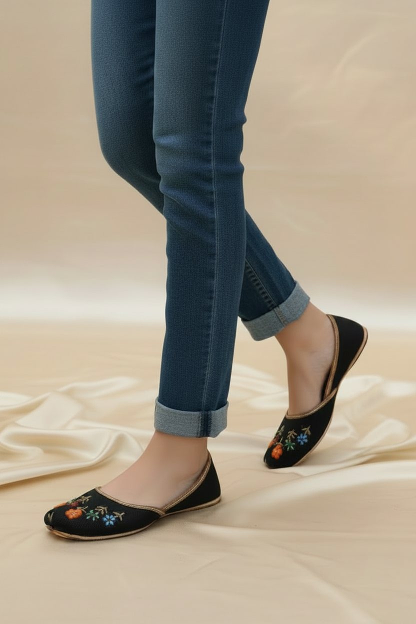 Floral Jute khussa(Black)