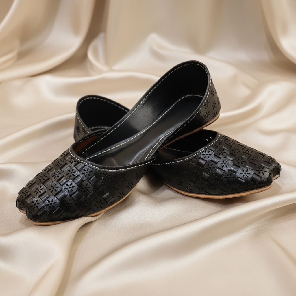 Chikankari Khussa-Black