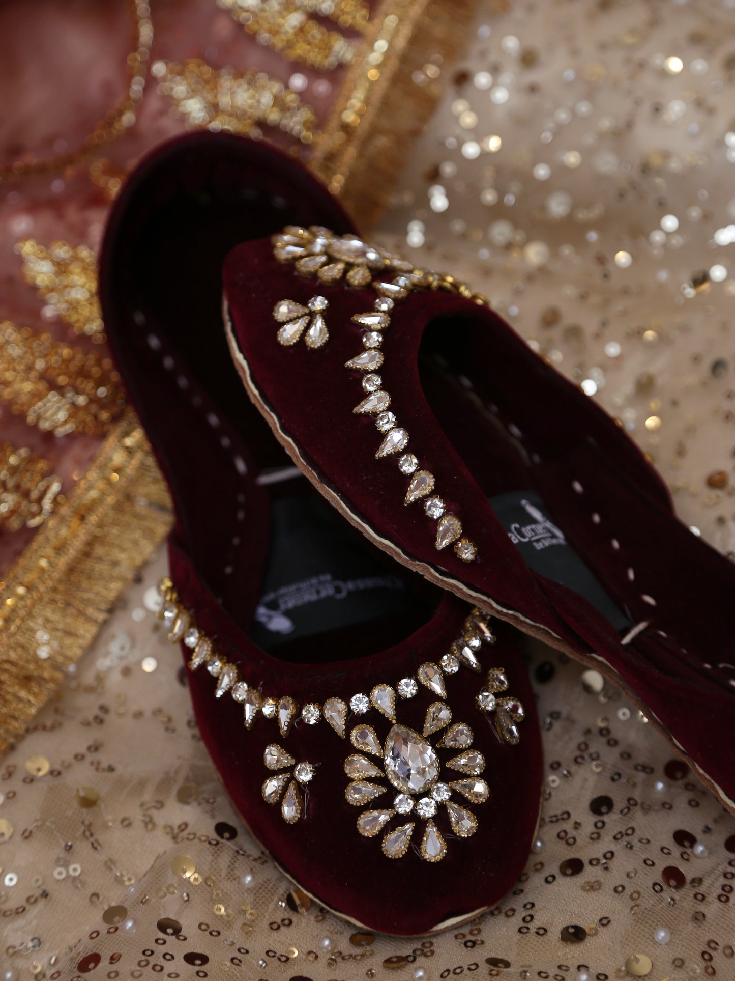 Absaara (Maroon)