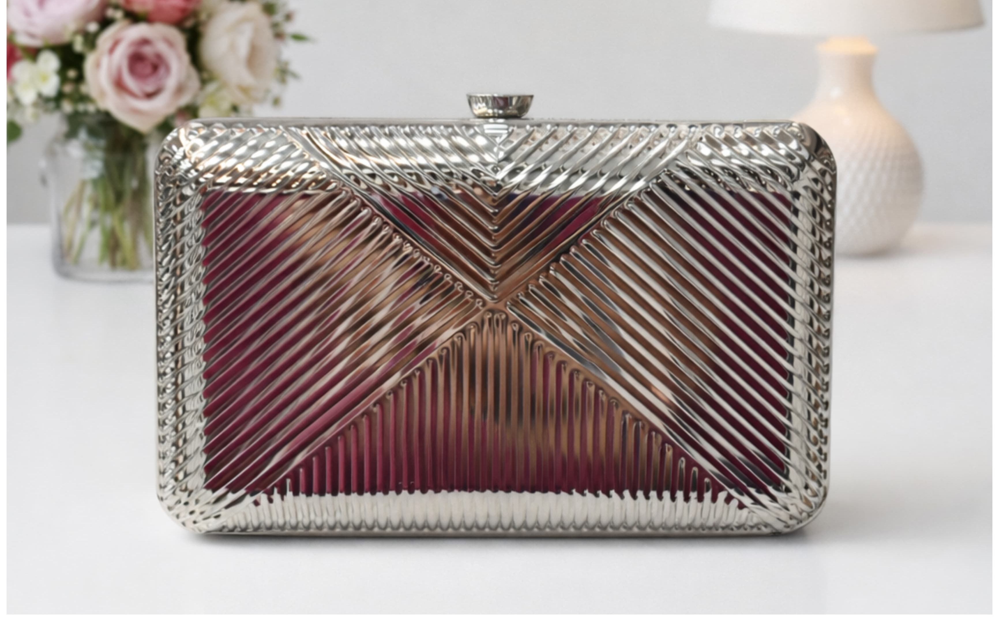 Metal Grace Clutch (Silver)