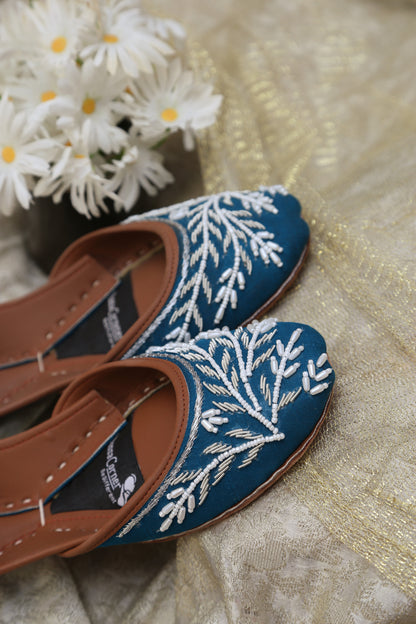 Aab-e-Gul Khussa (Blue)