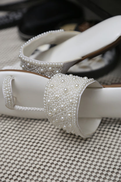 White Pearl Kolhapuri