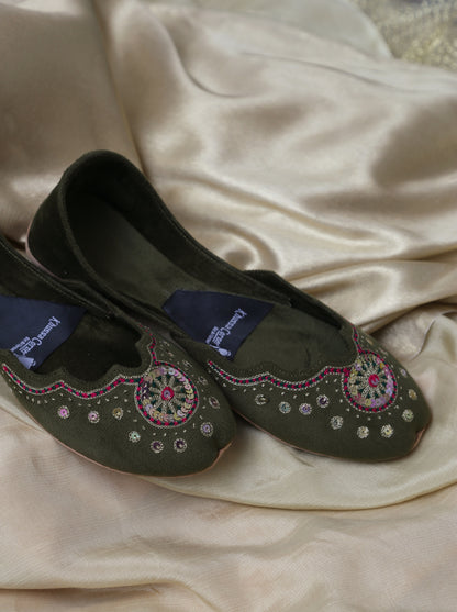 Shehnai (Olive)