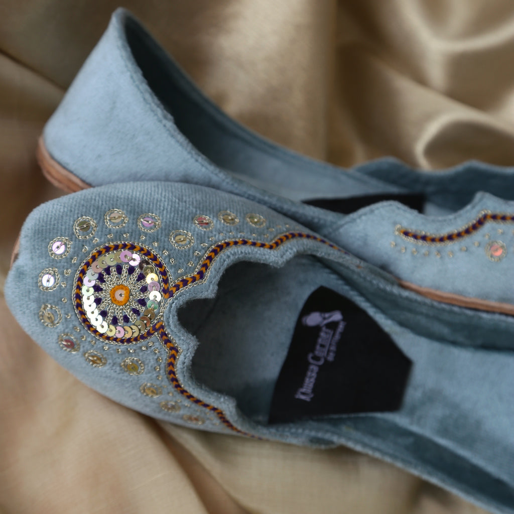 Shehnai (Silver Blue)