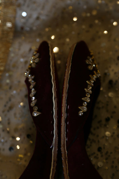 Absaara (Maroon)
