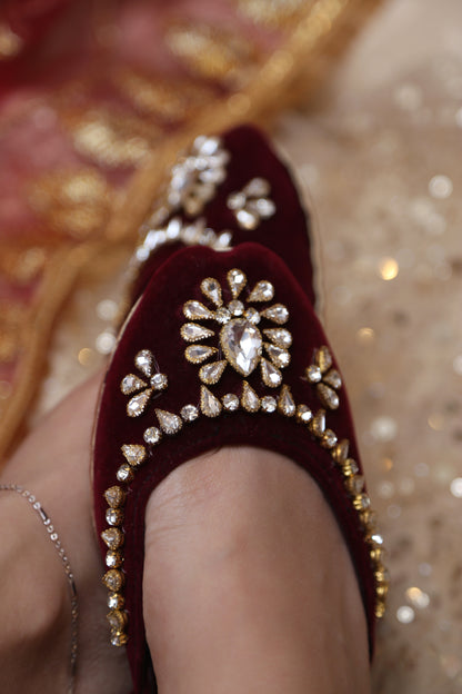 Absaara (Maroon)