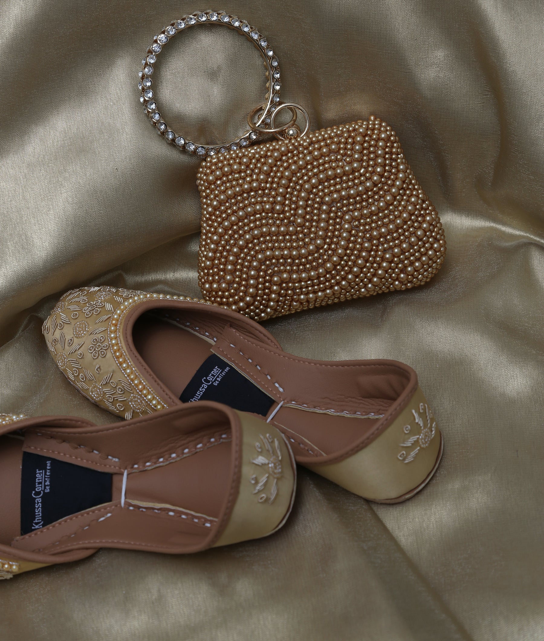 Pearl Clutch (Gold Box)