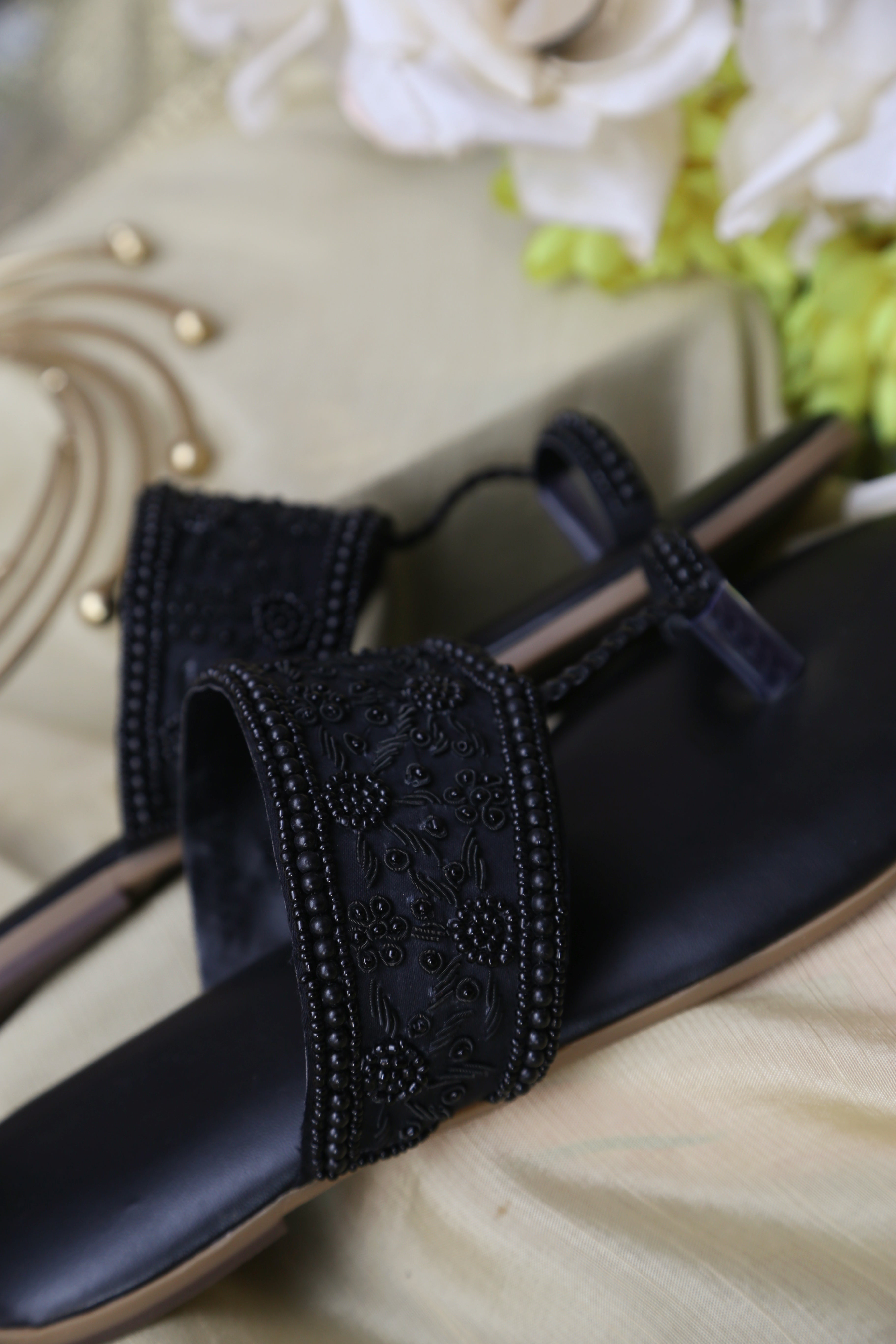 Forest Kolhapuri (Black)