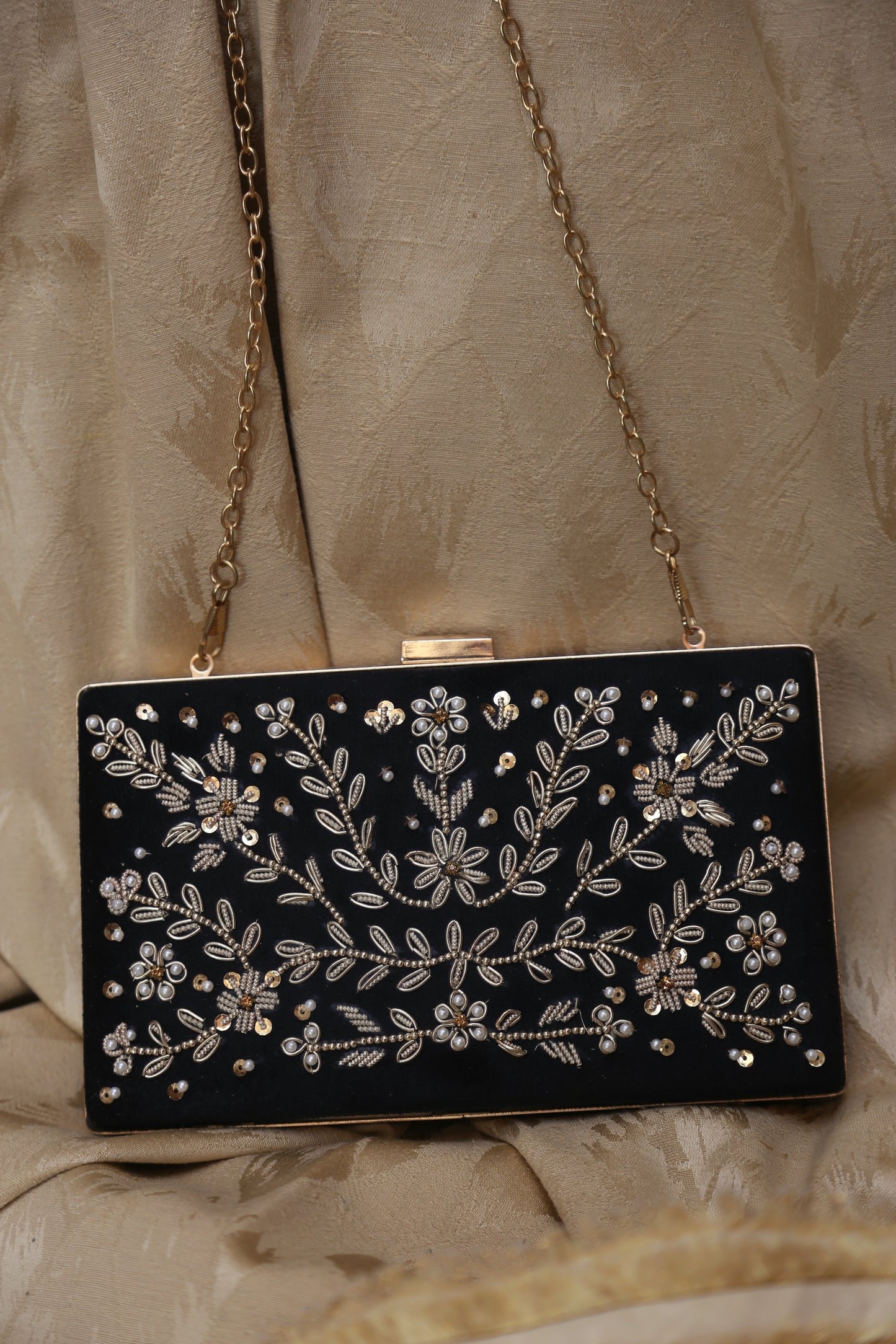 Amal Clutch (Black)