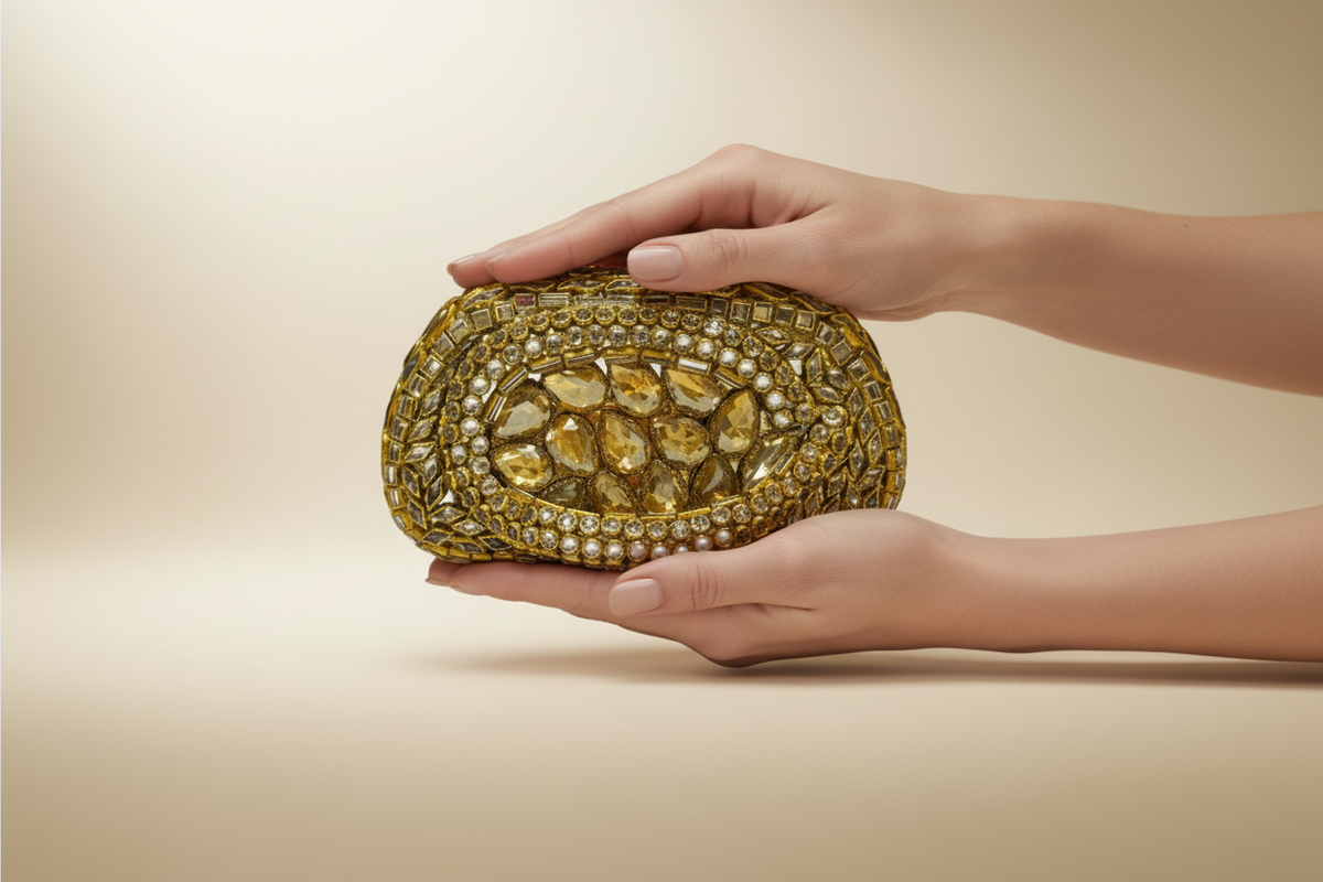 Kundan Capsule MiniClutch (Antique Gold)