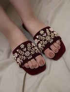 Amal Slider (Maroon)