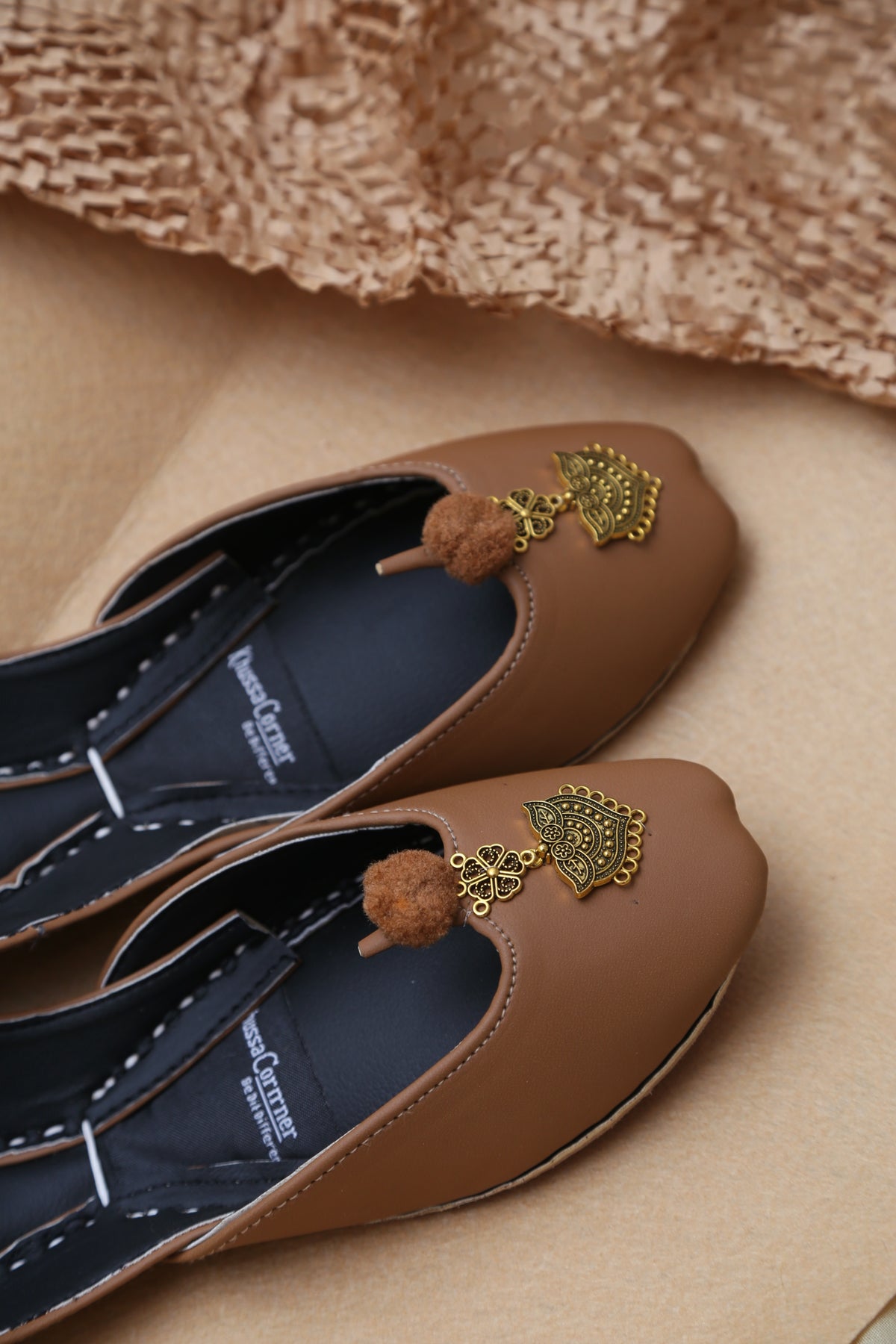 Zevar (Light Brown)