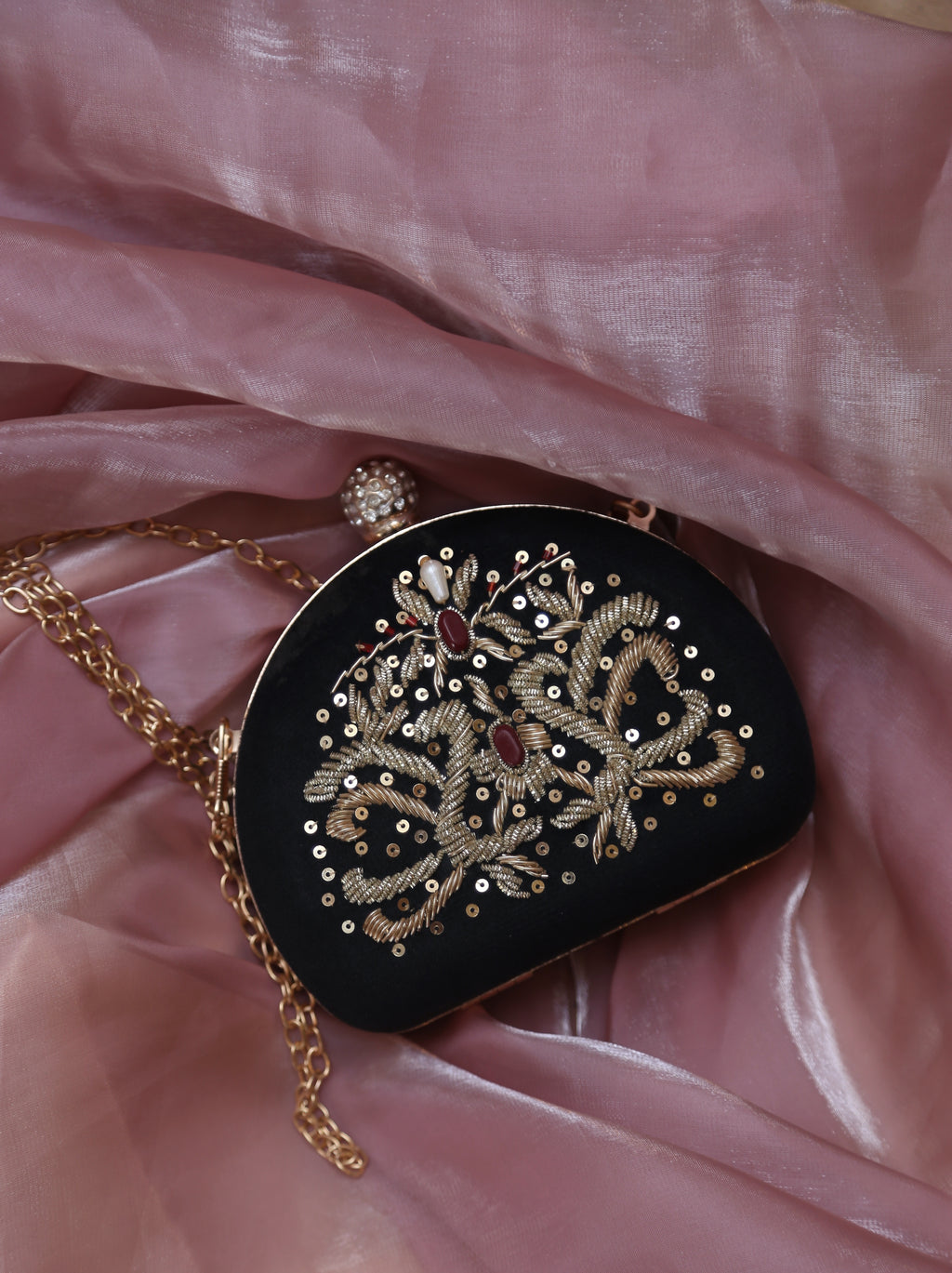 Shahtaj (Only Clutch)