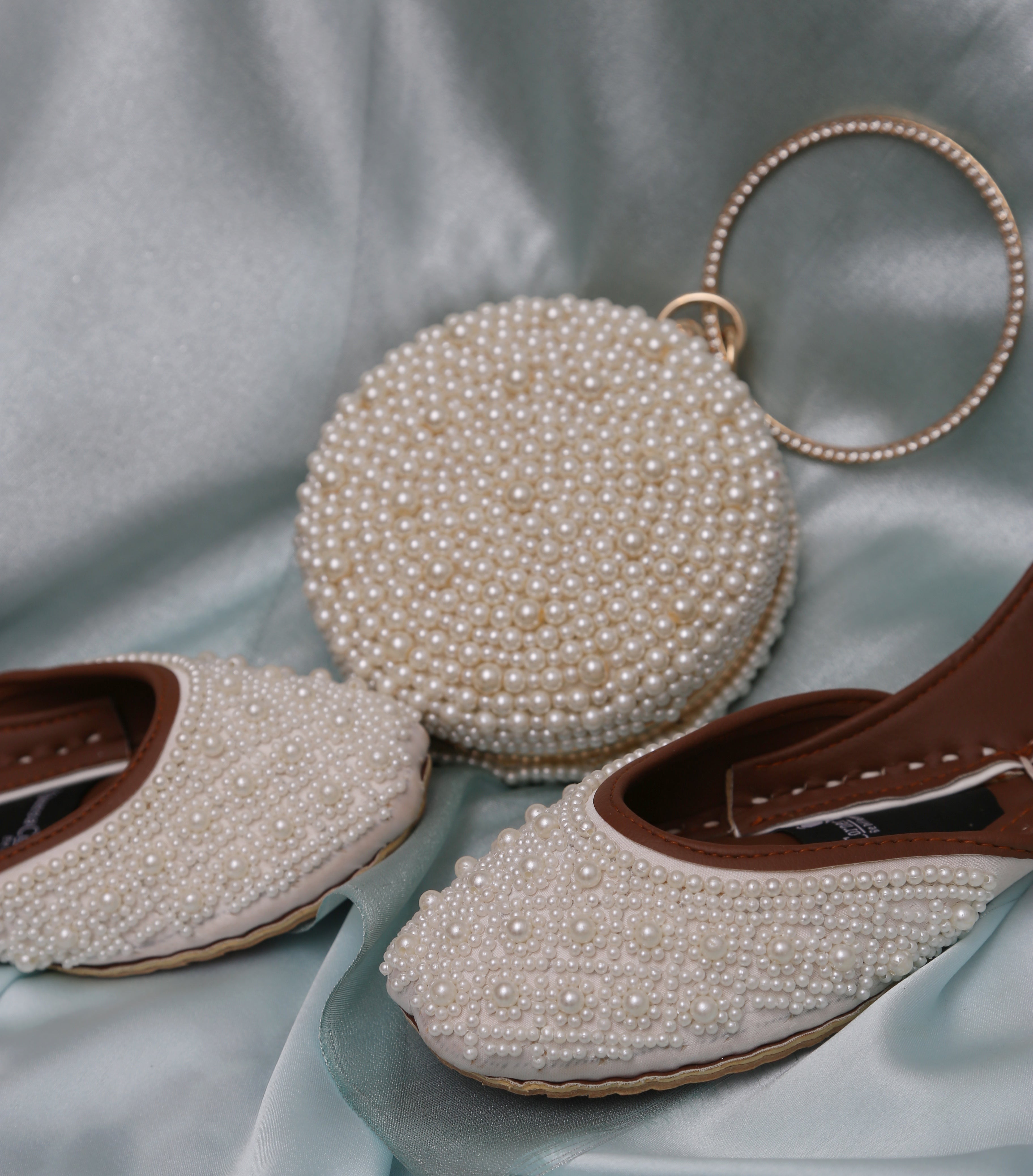 White Pearl RingClutch Set