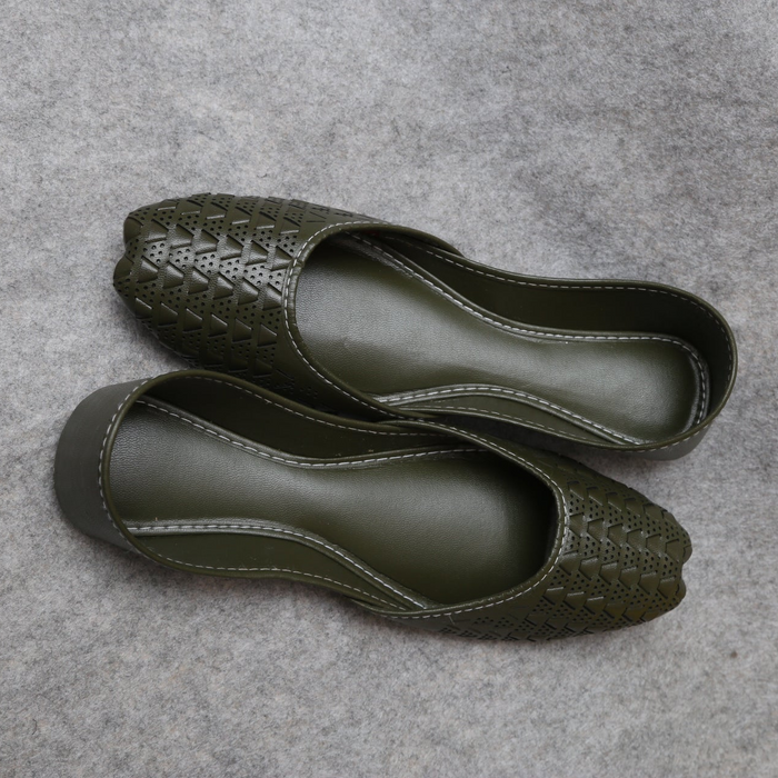 Chikankari Khussa-Olive Green
