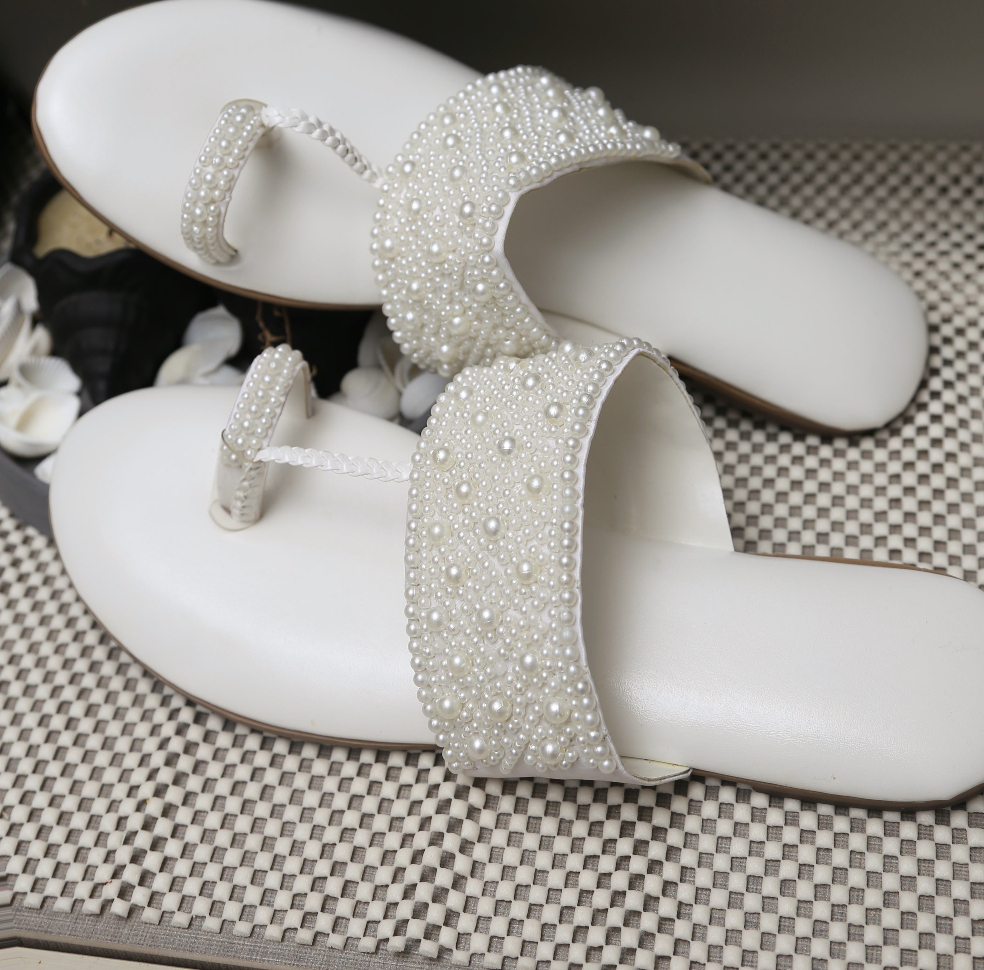 White Pearl Kolhapuri