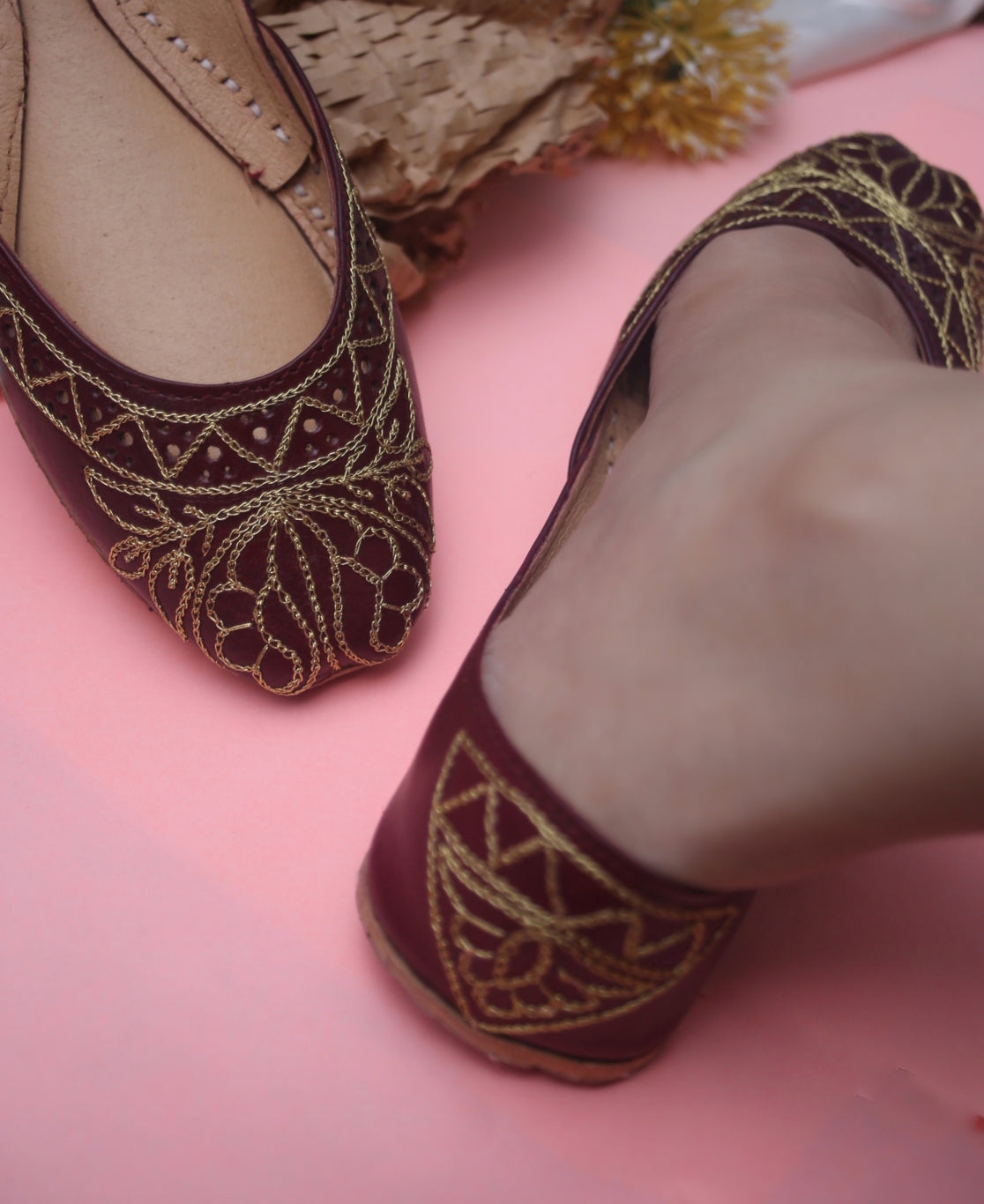 Tilla twirls (Maroon)