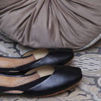 Black Simple Leather Khussa